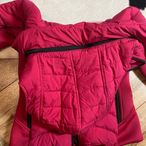 Bernardo Hooded Quilted Water Repellent Jacket - Picture 10 of 11